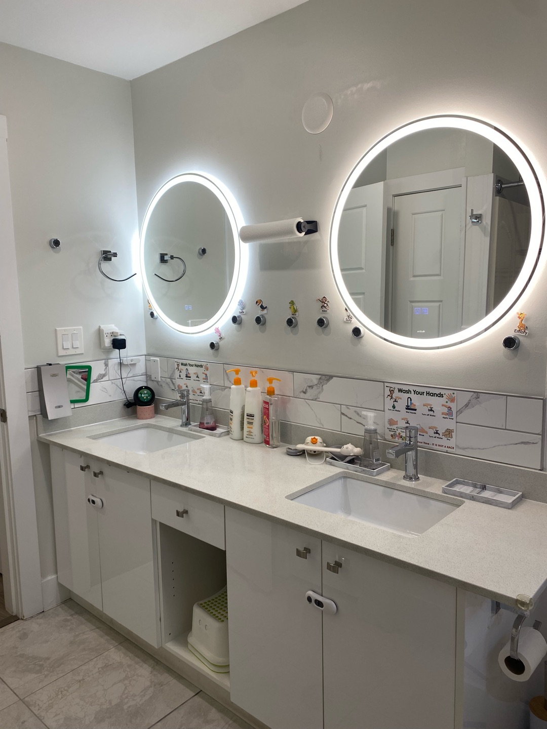 Fresh, gleaming family bathroom cleaned by Kendal